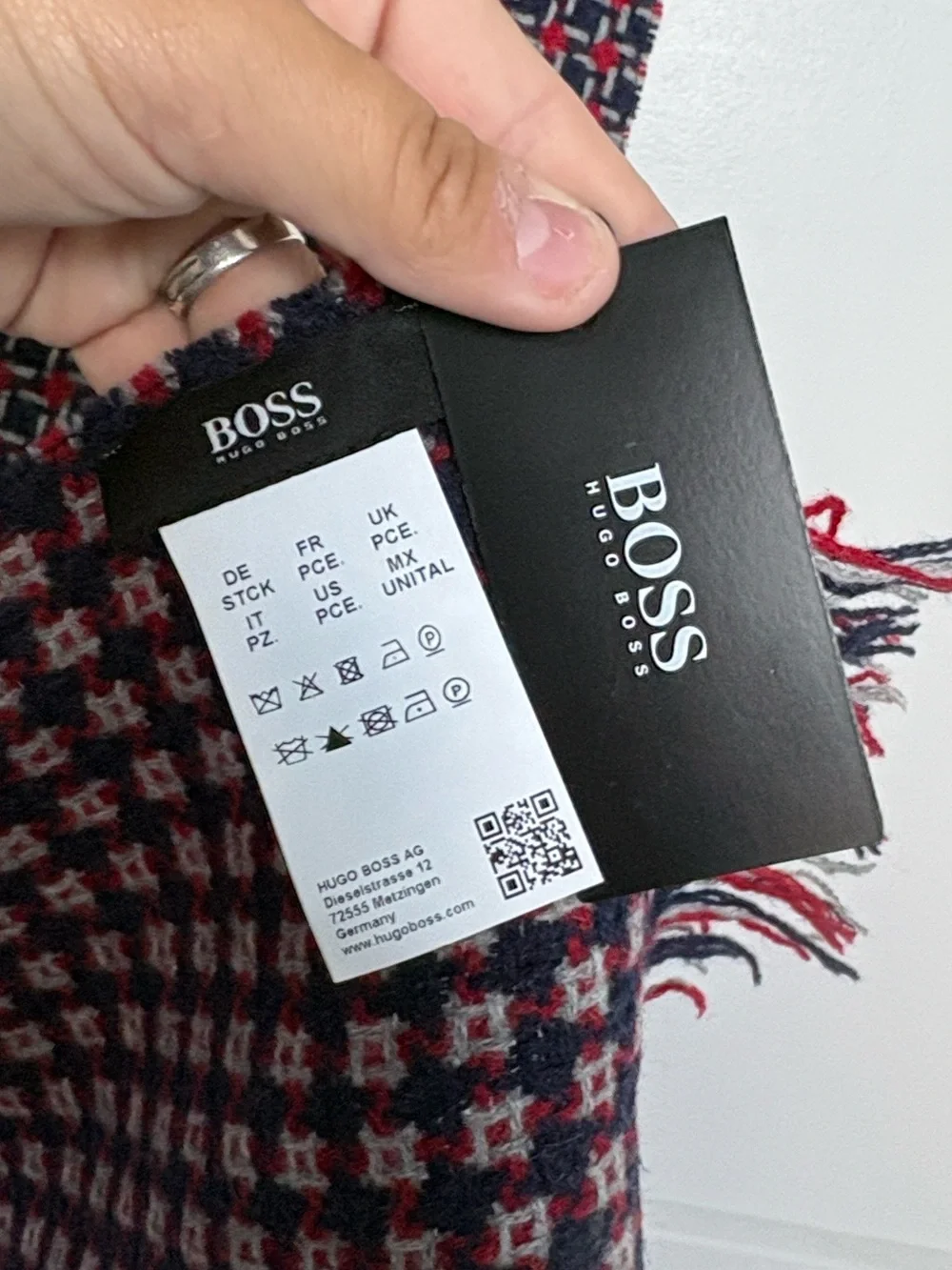 NWT BOSS HUGO BOSS MENS FORELLO RED BLUE WOOL SCARF